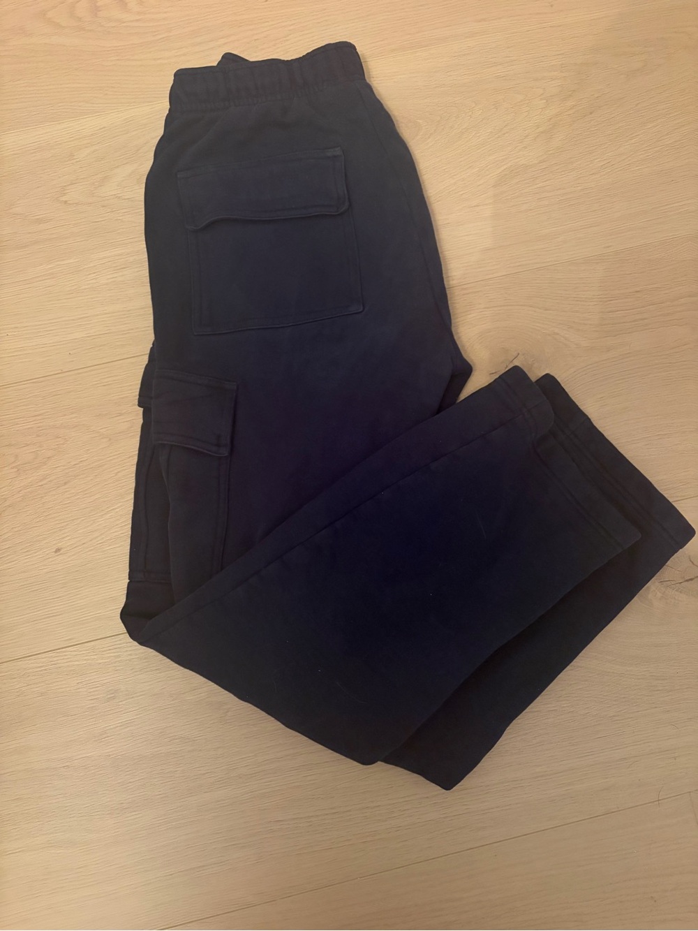 Aritzia Cargo Pants